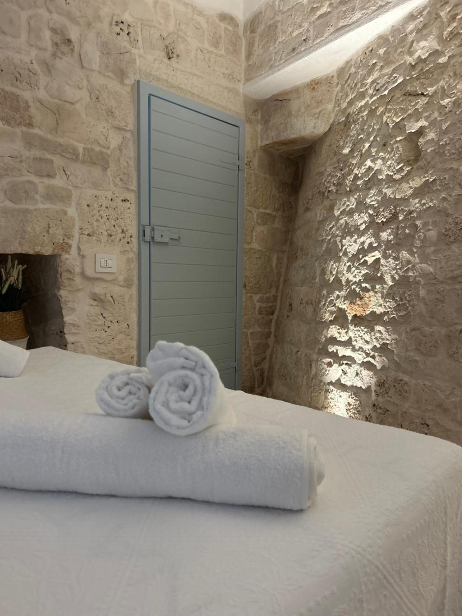 Trulli In Contrada - Monopoli Guest House ภายนอก รูปภาพ