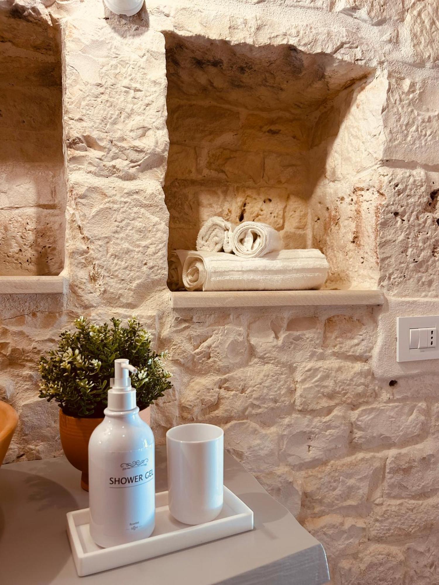 Trulli In Contrada - Monopoli Guest House ภายนอก รูปภาพ